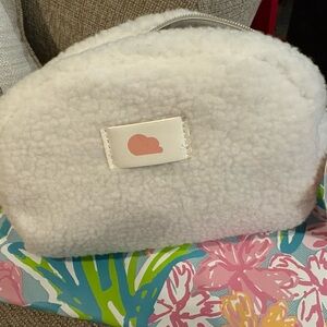 Ariana Grande Cloud ☁️ Cozy White Sherpa Cosmetic Bag